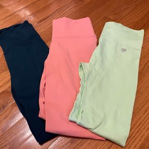 3 legging bundle- Fabletics, Forever 21, and Old Navy Active